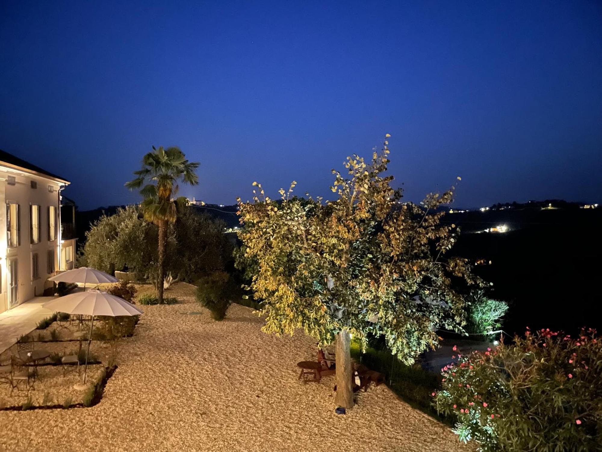 Tenuta Dei Vicini - Luxury Apartments San Marzano Oliveto المظهر الخارجي الصورة